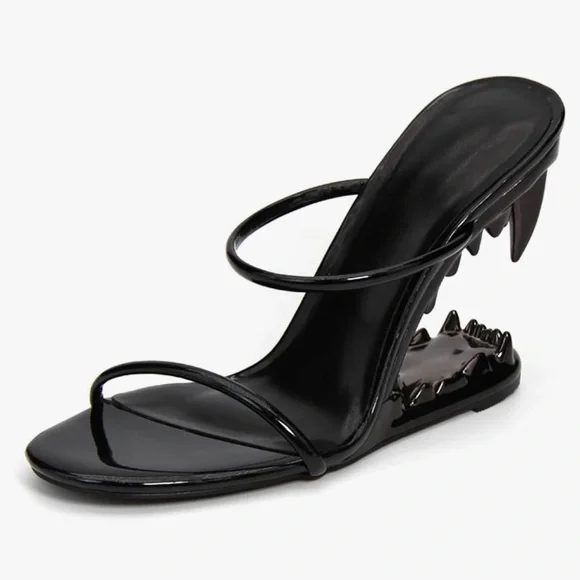 Open toe high heel tiger teeth sandal size 10 - Picture 9 of 11